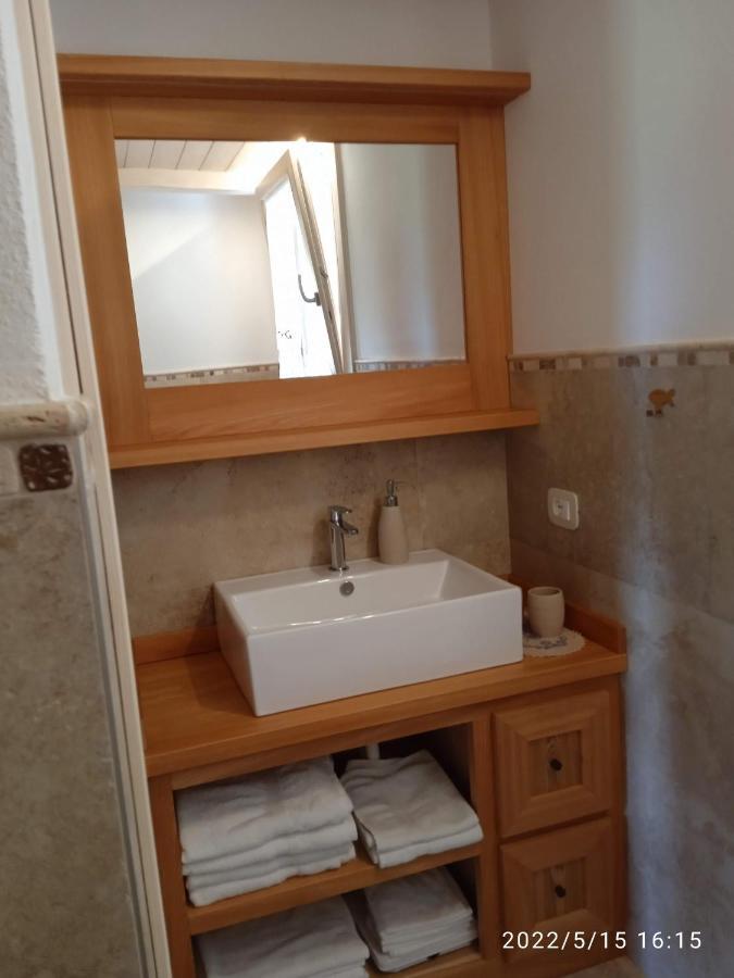 Locazione Turista Cocode Bed & Breakfast Miane Exterior foto